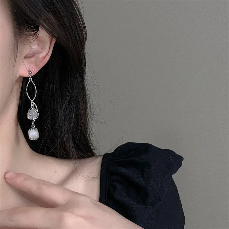 Long Drop Earrings Accessories for Women  Round Cut Synthetic Gems Bridal Wedding Jewelry Decor Elegant Ear Jewelry for Women