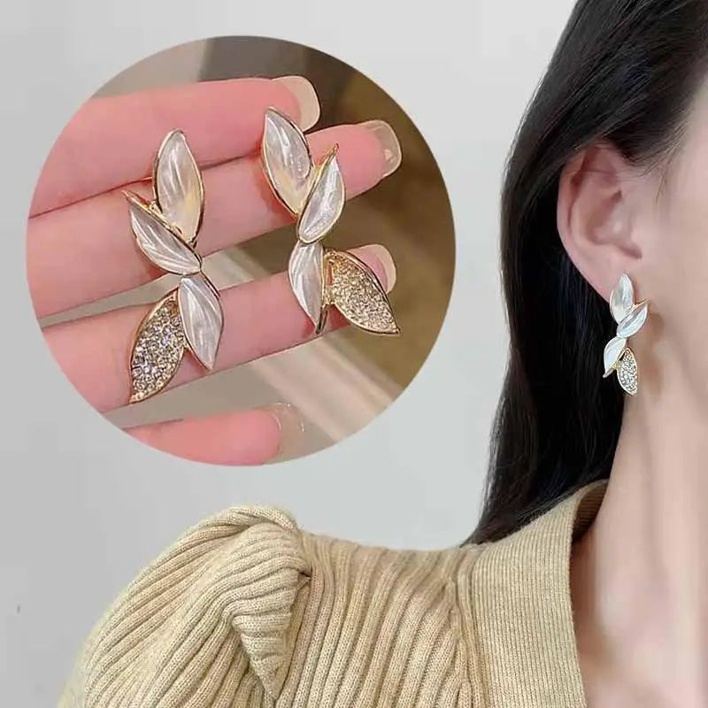 925 Silver Needle Korean Fashion Bow Crystal Drop Earrings For Women Jewelry 2025 Trending New Luxury Zircon Butterfly Earrings